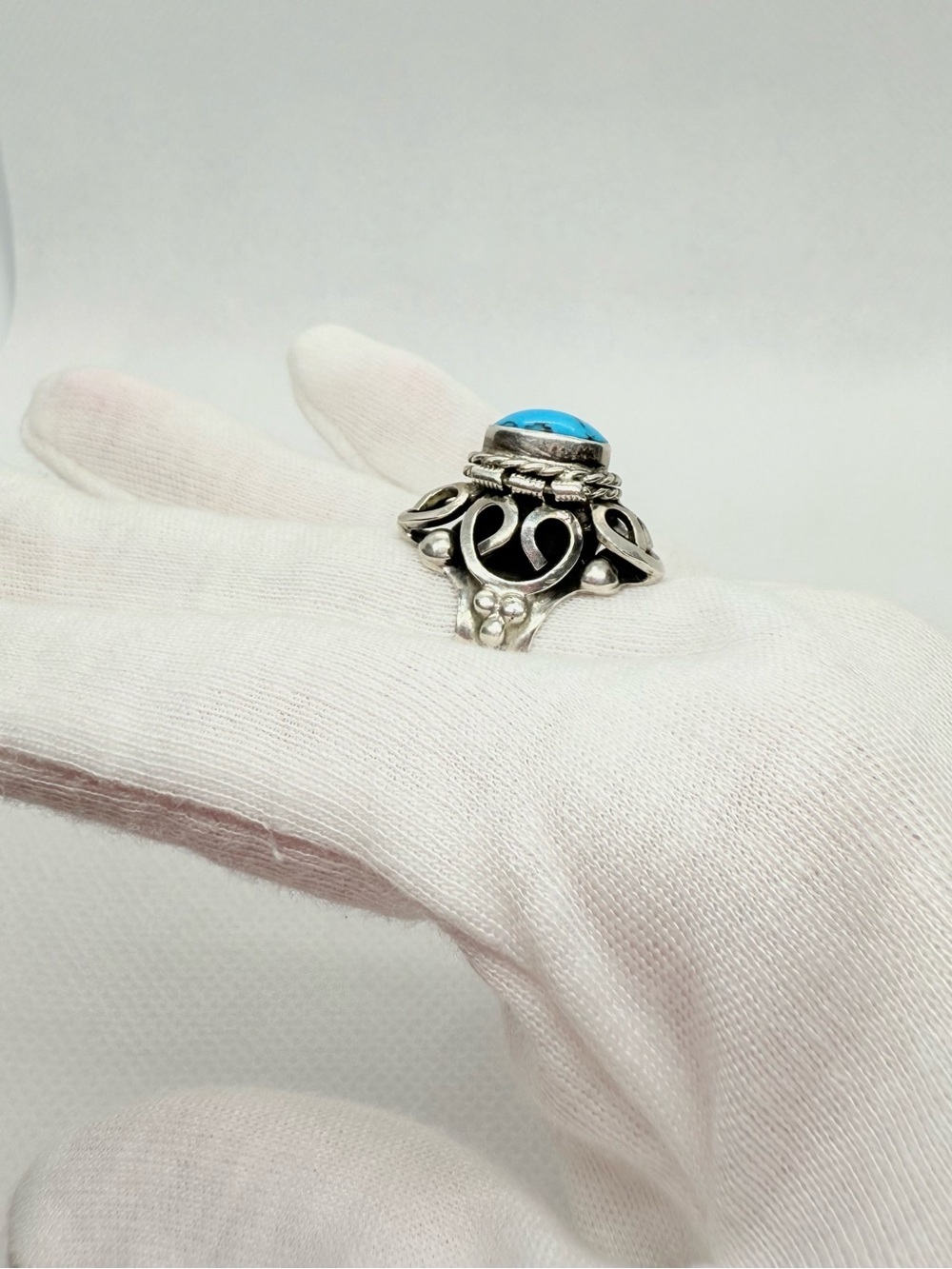 Vintage Sterling Silver Turquoise Poison Ring Locket - Picture 17 of 17